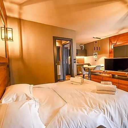 Everest - Luxury 3*