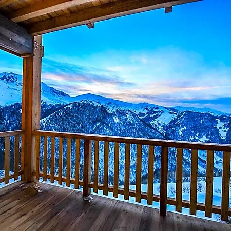 Everest - Luxury